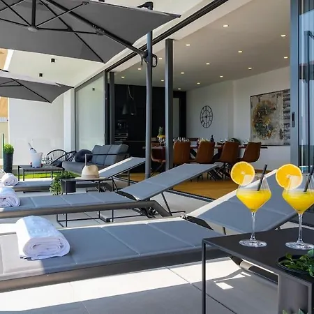 Villa Dali & Taboo With Spa And Heated Pool *