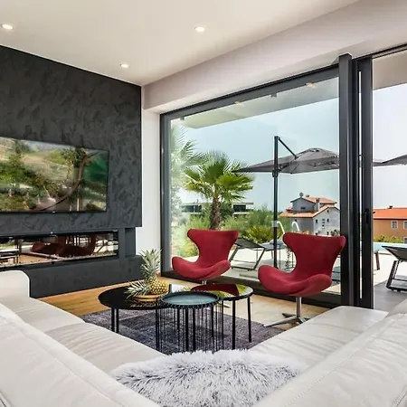 Dali & Taboo With Spa And Heated Pool Villa *