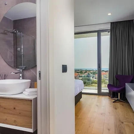 Villa Dali & Taboo With Spa And Heated Pool