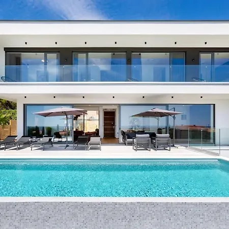 Dali & Taboo With Spa And Heated Pool Villa Medulin