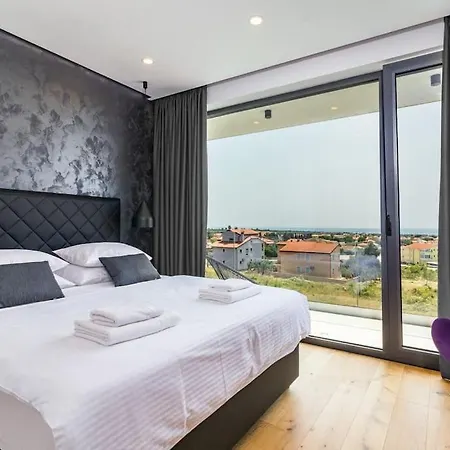 Villa Dali & Taboo With Spa And Heated Pool